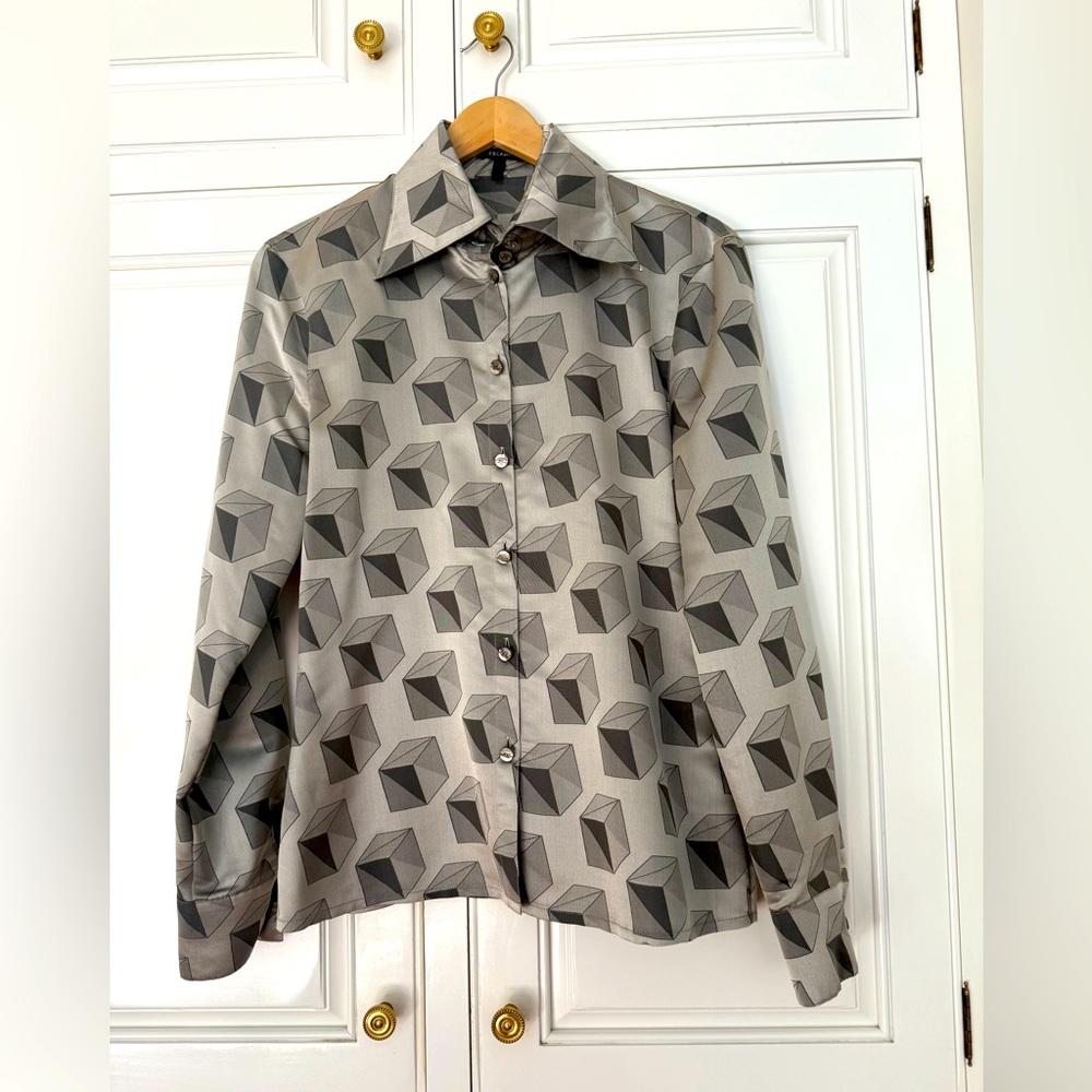 Escada Silk blouse, shades of grey size 36 USA size 6.